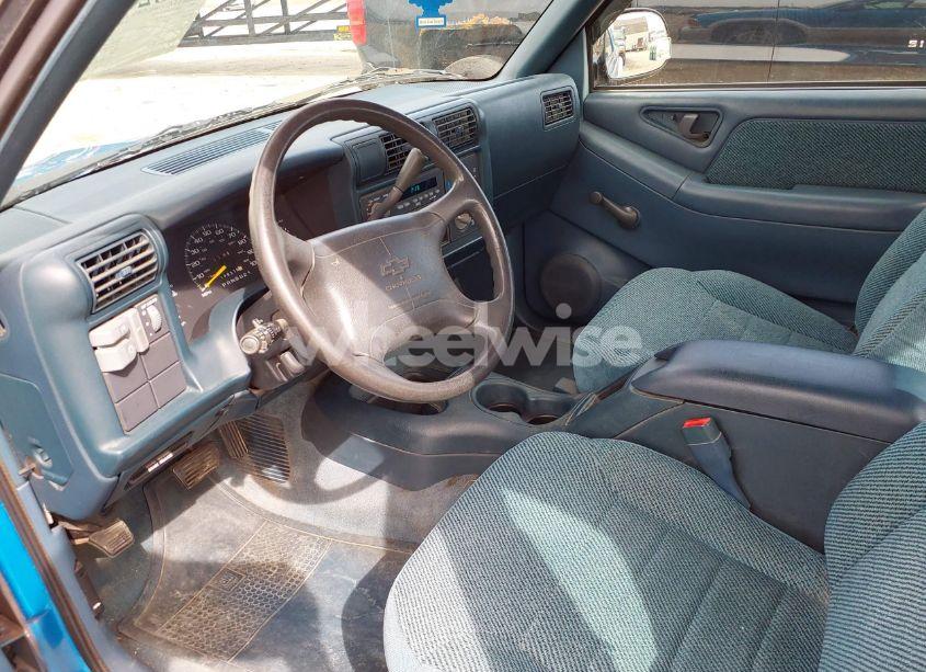 Photo 5 of 1995 Chevrolet S TRUCK S10 (VIN 1GCCS19Z4SK107915)