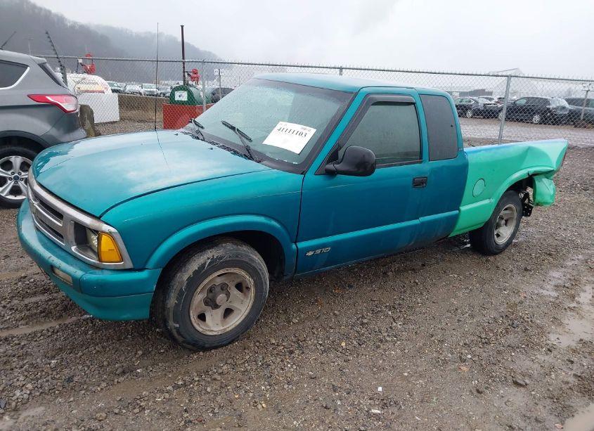 Photo 2 of 1995 Chevrolet S TRUCK S10 (VIN 1GCCS19Z4SK192206)