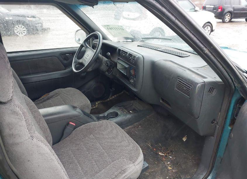 Photo 5 of 1995 Chevrolet S TRUCK S10 (VIN 1GCCS19Z4SK192206)