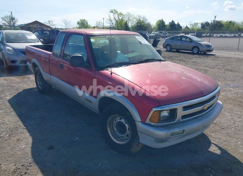 1995 Chevrolet S TRUCK S10 (VIN 1GCCS19Z5S8155579) main photo