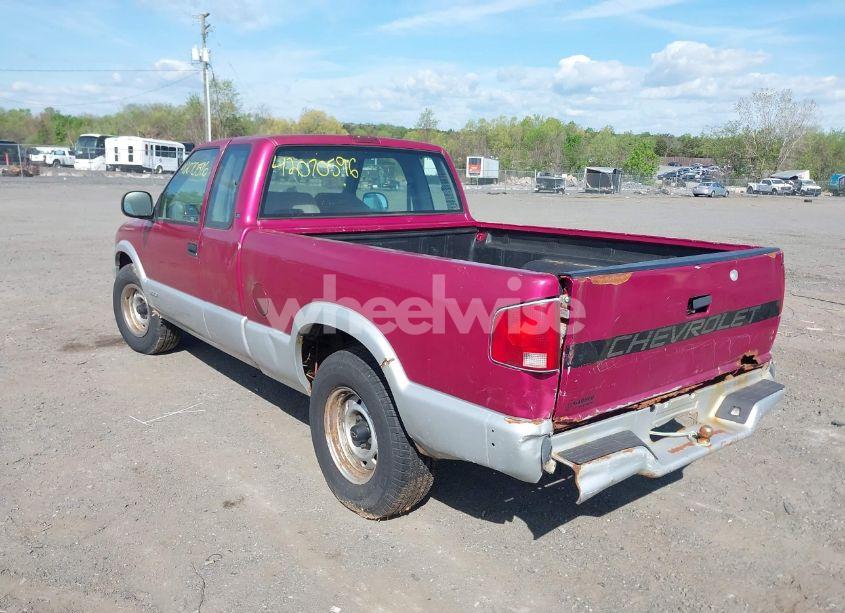 Photo 3 of 1995 Chevrolet S TRUCK S10 (VIN 1GCCS19Z5S8155579)