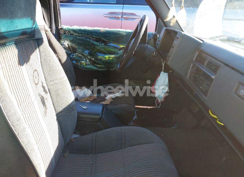 Photo 5 of 1992 Chevrolet S TRUCK S10 (VIN 1GCCS19Z6N2147983)