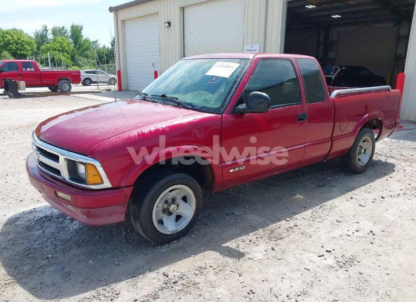 Photo 2 of 1995 Chevrolet S TRUCK S10 (VIN 1GCCS19Z8S8231179)