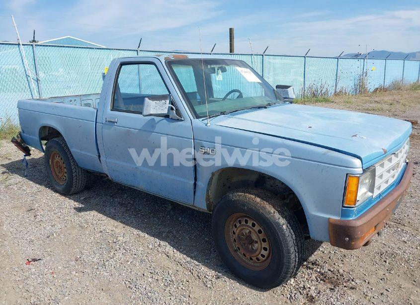 1983 Chevrolet S TRUCK S10 (VIN 1GCCT14B0D8167892) main photo