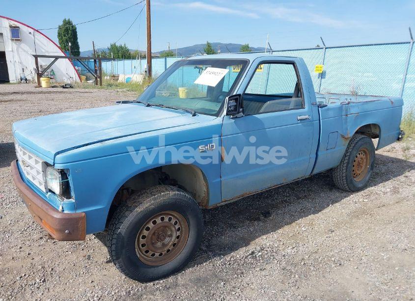 Photo 2 of 1983 Chevrolet S TRUCK S10 (VIN 1GCCT14B0D8167892)