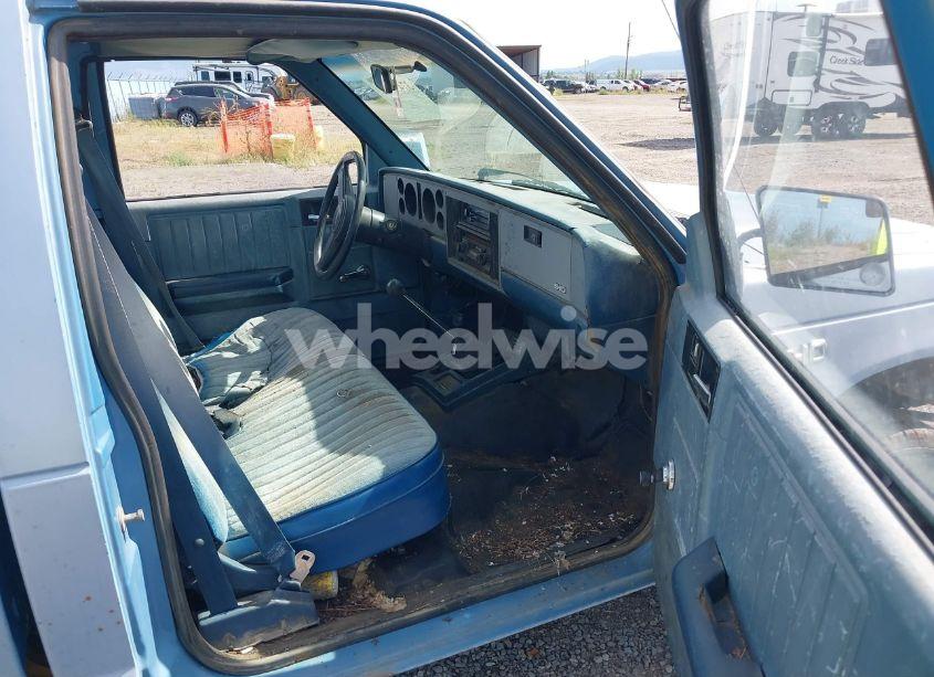 Photo 5 of 1983 Chevrolet S TRUCK S10 (VIN 1GCCT14B0D8167892)