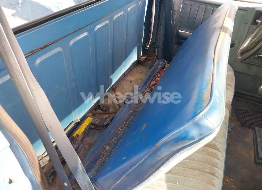 Photo 8 of 1983 Chevrolet S TRUCK S10 (VIN 1GCCT14B0D8167892)