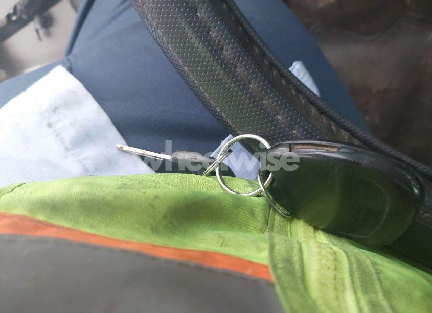 Photo 11 of 1999 Chevrolet S-10 LS (VIN 1GCCT14W6X8100432)