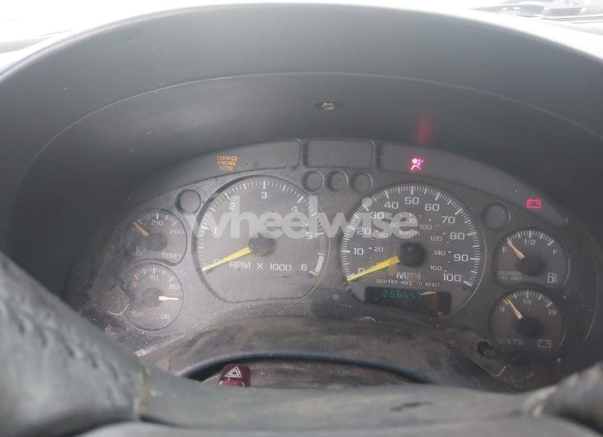 Photo 7 of 1999 Chevrolet S-10 LS (VIN 1GCCT14W6X8100432)