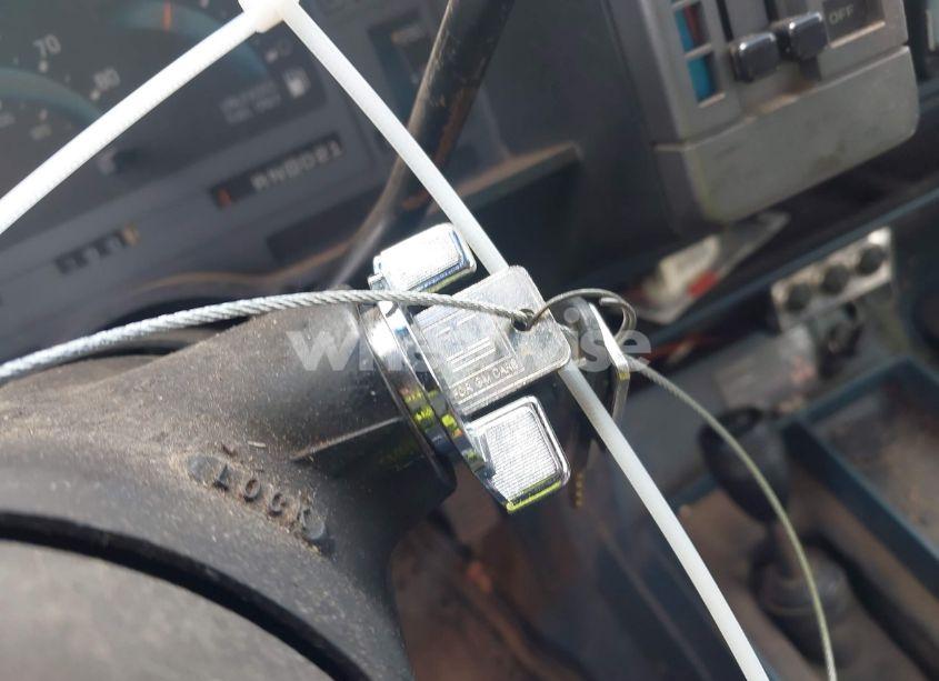 Photo 11 of 1993 Chevrolet S TRUCK S10 (VIN 1GCCT14Z1P0158800)