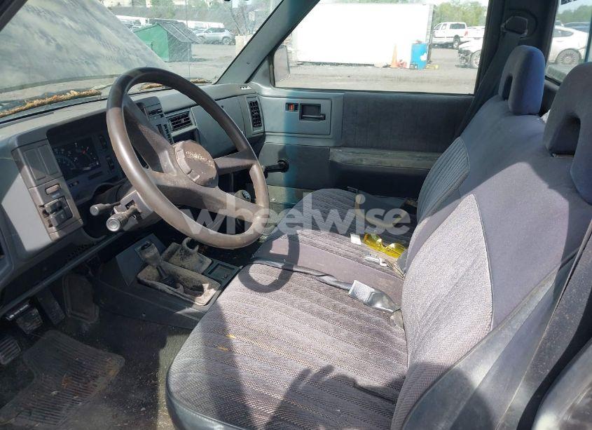 Photo 5 of 1993 Chevrolet S TRUCK S10 (VIN 1GCCT14Z4P8194501)