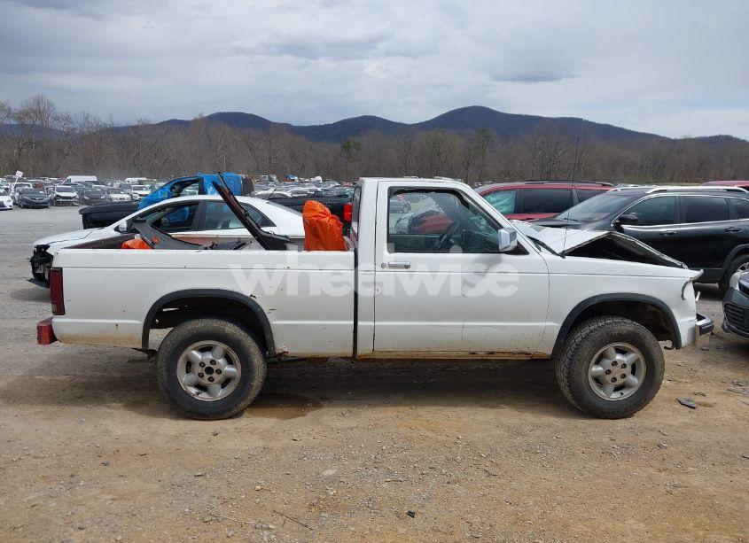 Photo 14 of 1989 Chevrolet S TRUCK S10 (VIN 1GCCT14Z6K2132089)