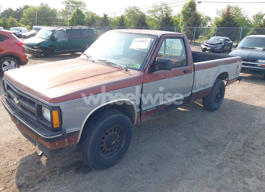 Photo 2 of 1991 Chevrolet S TRUCK S10 (VIN 1GCCT14Z8M2124708)