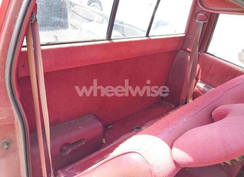 Photo 8 of 1992 Chevrolet S TRUCK S10 (VIN 1GCCT14ZXN8174072)