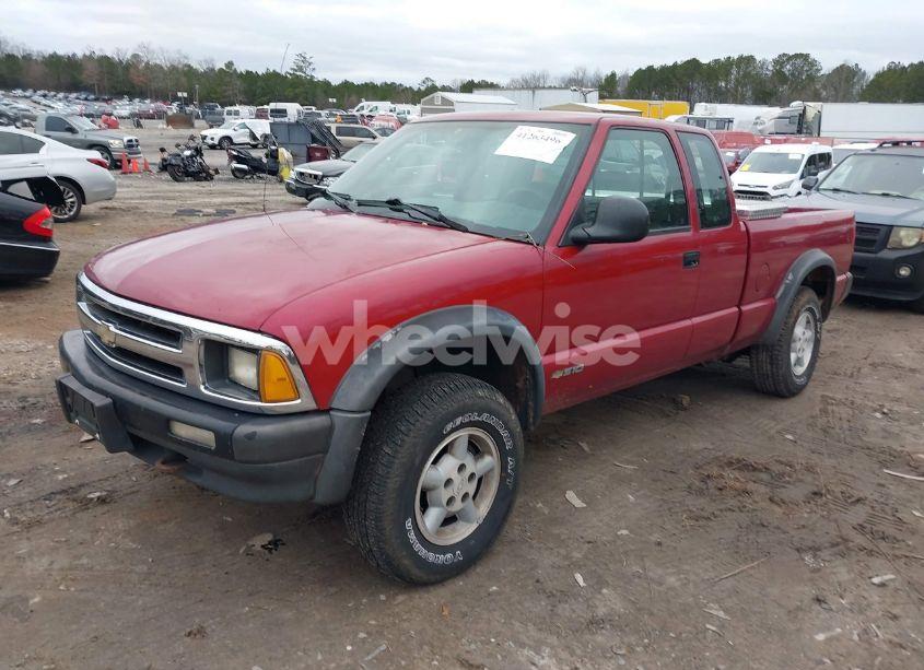 Photo 2 of 1996 Chevrolet S TRUCK S10 (VIN 1GCCT19W2T8123497)