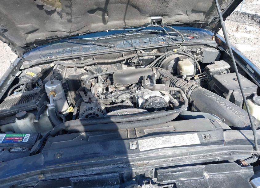 Photo 10 of 2000 Chevrolet S-10 LS (VIN 1GCCT19W2Y8160914)