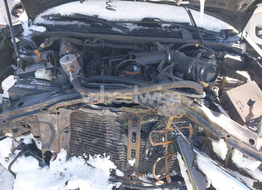 Photo 10 of 2002 Chevrolet S-10 LS (VIN 1GCCT19W328189054)