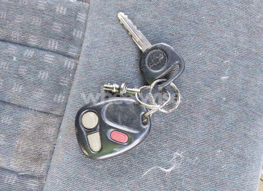 Photo 11 of 2001 Chevrolet S-10 LS (VIN 1GCCT19W518146365)