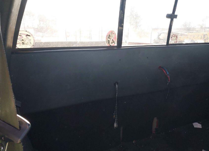 Photo 8 of 2001 Chevrolet S-10 LS (VIN 1GCCT19W618246619)