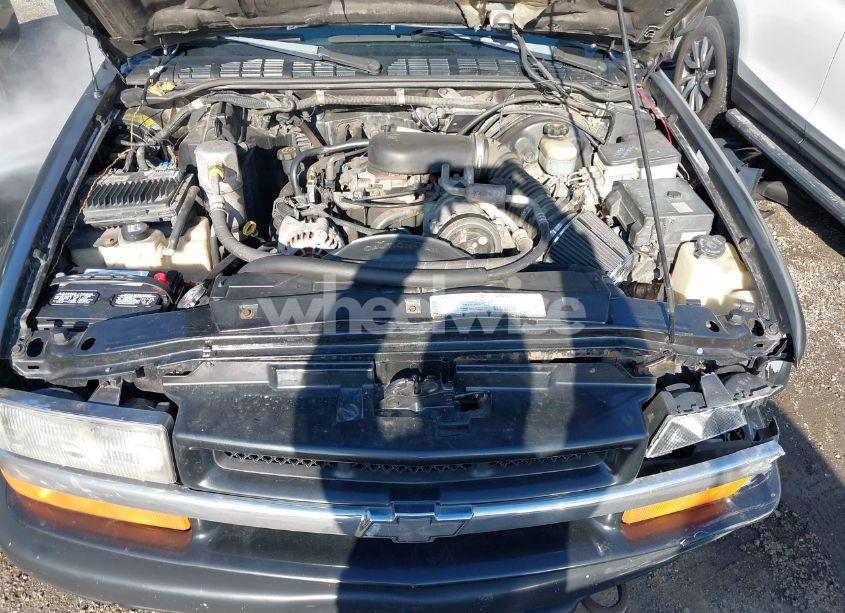 Photo 10 of 1998 Chevrolet S-10 LS (VIN 1GCCT19W6W8116587)