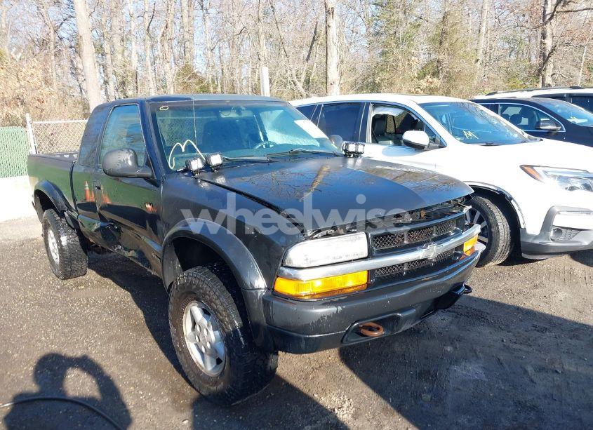 Photo 6 of 1998 Chevrolet S-10 LS (VIN 1GCCT19W6W8116587)