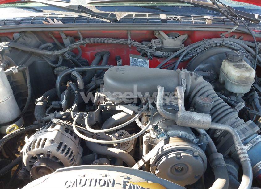 Photo 10 of 2000 Chevrolet S-10 LS (VIN 1GCCT19W6Y8162858)