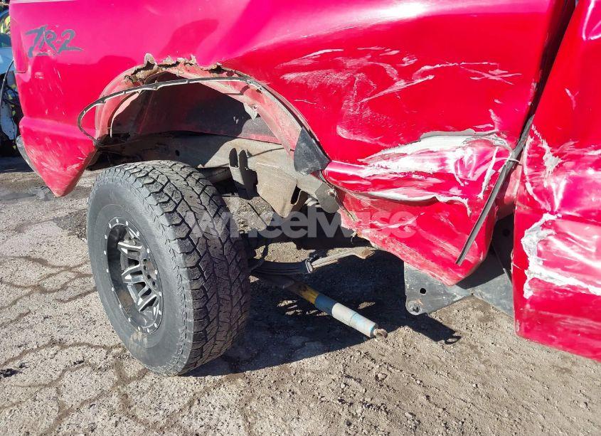 Photo 6 of 2000 Chevrolet S-10 LS (VIN 1GCCT19W6Y8162858)