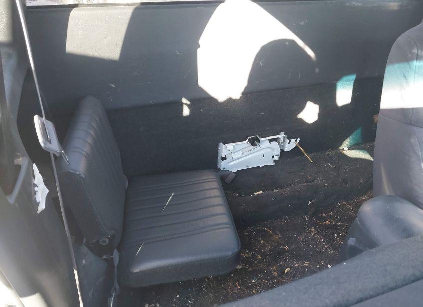 Photo 8 of 2003 Chevrolet S-10 LS (VIN 1GCCT19X238166097)