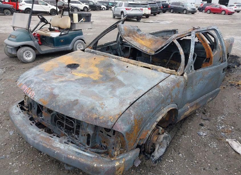 Photo 6 of 2003 Chevrolet S-10 LS (VIN 1GCCT19X438234643)