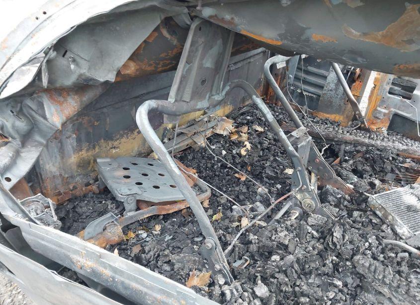 Photo 8 of 2003 Chevrolet S-10 LS (VIN 1GCCT19X438234643)