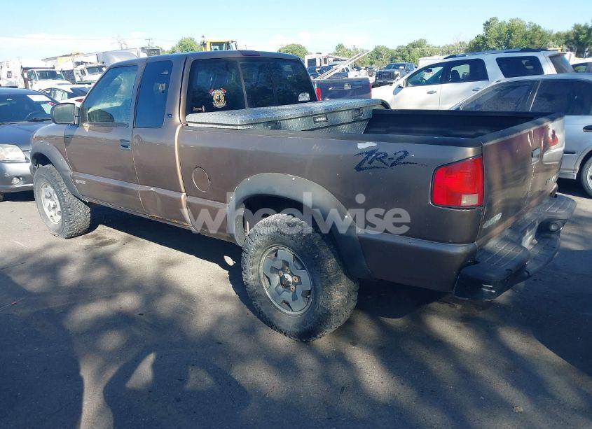 Photo 3 of 2003 Chevrolet S-10 LS (VIN 1GCCT19X738160098)
