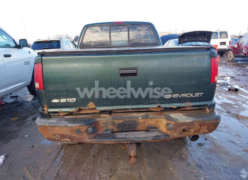 Photo 16 of 2003 Chevrolet S-10 LS (VIN 1GCCT19X738283173)