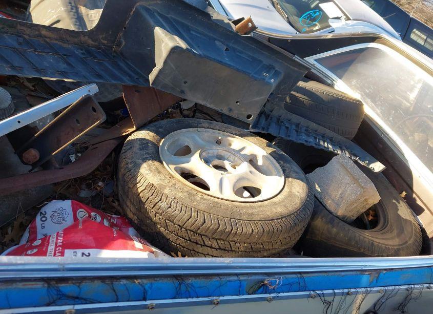 Photo 8 of 1983 Chevrolet El CAMINO (VIN 1GCCW80H6DR168372)