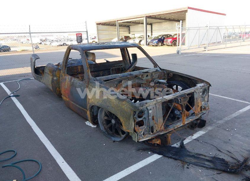 Photo 6 of 1988 Chevrolet Gmt-400 C1500 (VIN 1GCDC14H6JZ191578)