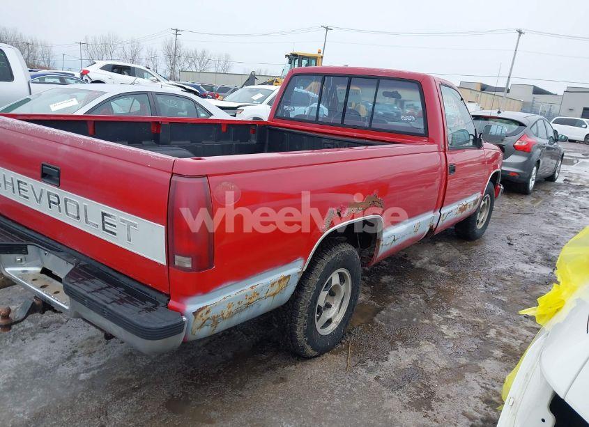 Photo 4 of 1991 Chevrolet Gmt-400 C1500 (VIN 1GCDC14H8ME177631)