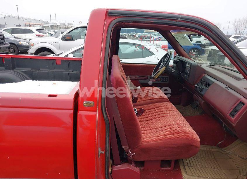 Photo 8 of 1991 Chevrolet Gmt-400 C1500 (VIN 1GCDC14H8ME177631)