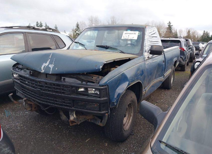 Photo 2 of 1988 Chevrolet Gmt-400 C1500 (VIN 1GCDC14HXJE107737)