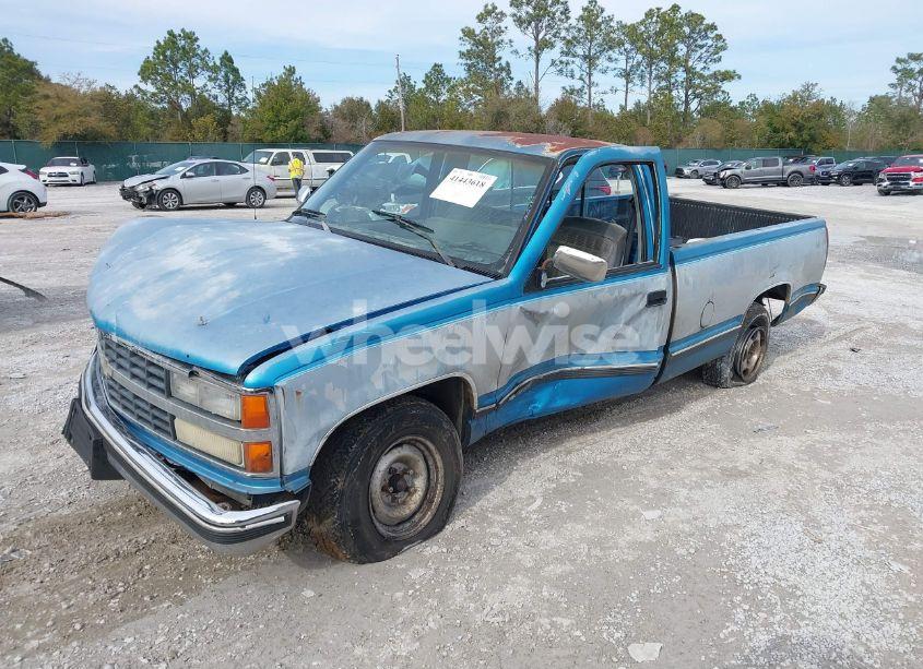 Photo 2 of 1991 Chevrolet Gmt-400 C1500 (VIN 1GCDC14HXMZ224635)