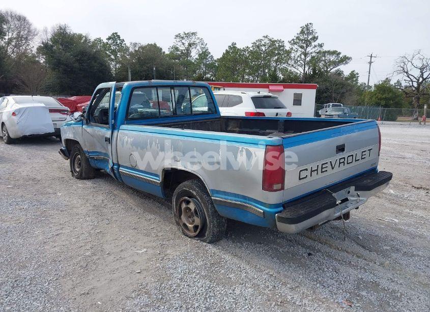 Photo 3 of 1991 Chevrolet Gmt-400 C1500 (VIN 1GCDC14HXMZ224635)