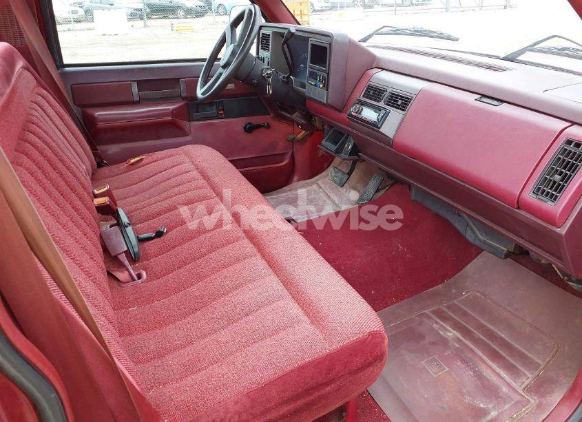 Photo 5 of 1989 Chevrolet Gmt-400 C1500 (VIN 1GCDC14K0KE190768)