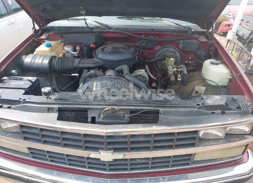 Photo 10 of 1989 Chevrolet Gmt-400 C1500 (VIN 1GCDC14K0KZ190519)