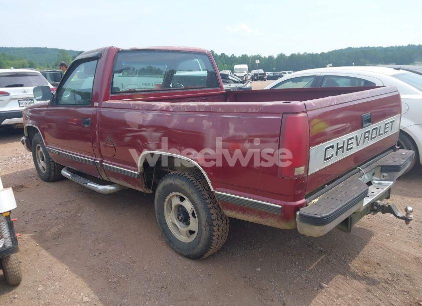Photo 3 of 1989 Chevrolet Gmt-400 C1500 (VIN 1GCDC14K0KZ190519)