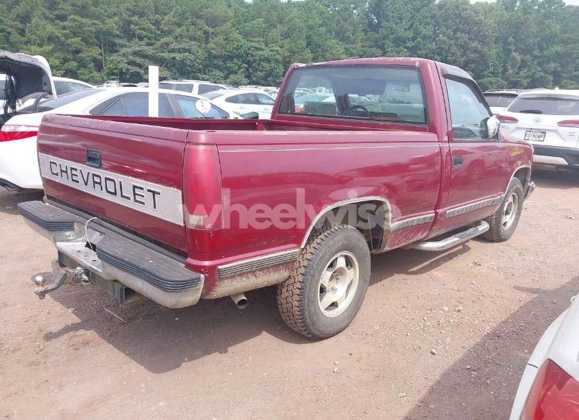 Photo 4 of 1989 Chevrolet Gmt-400 C1500 (VIN 1GCDC14K0KZ190519)