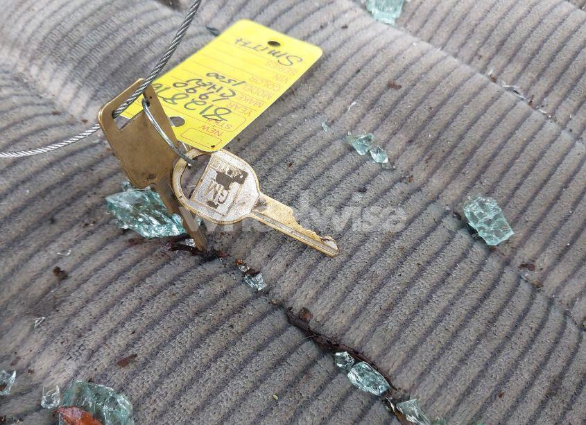 Photo 11 of 1990 Chevrolet Gmt-400 C1500 (VIN 1GCDC14K0LZ214092)