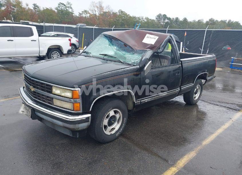 Photo 2 of 1990 Chevrolet Gmt-400 C1500 (VIN 1GCDC14K0LZ214092)