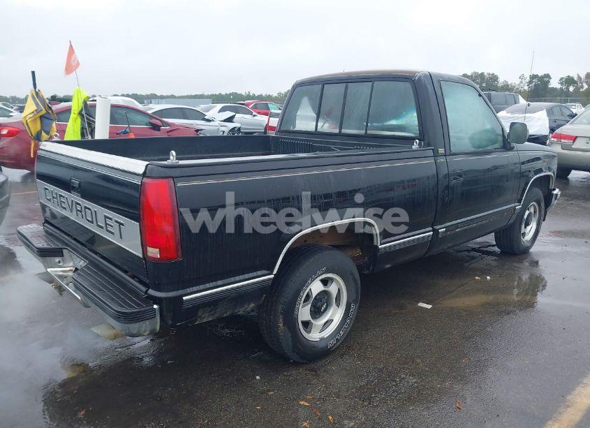 Photo 4 of 1990 Chevrolet Gmt-400 C1500 (VIN 1GCDC14K0LZ214092)