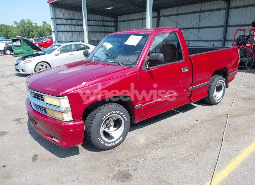 Photo 2 of 1990 Chevrolet Gmt-400 C1500 (VIN 1GCDC14K3LZ128579)