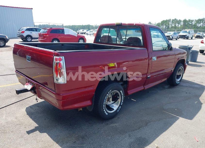 Photo 4 of 1990 Chevrolet Gmt-400 C1500 (VIN 1GCDC14K3LZ128579)