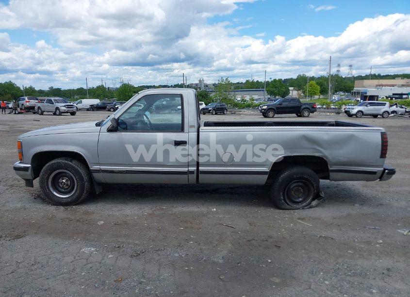 Photo 13 of 1989 Chevrolet Gmt-400 C1500 (VIN 1GCDC14K5KE179412)