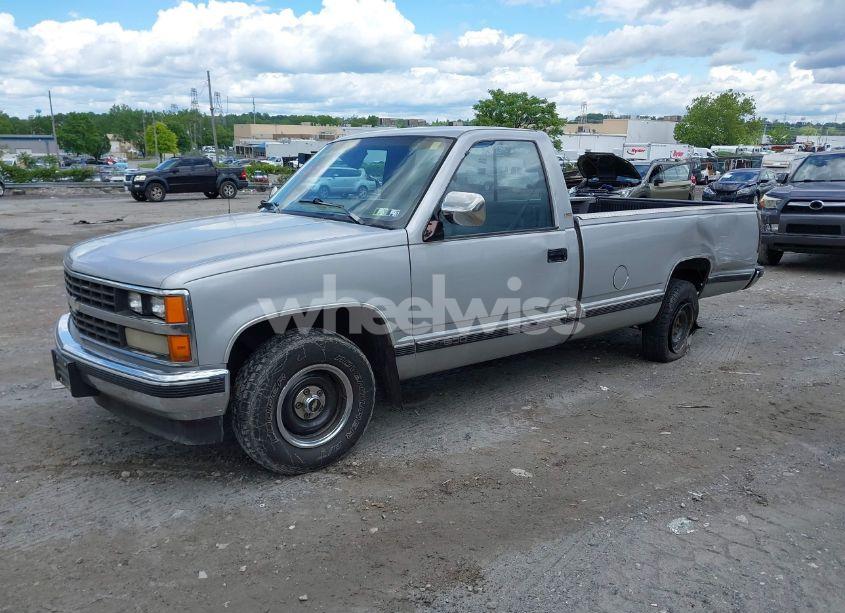 Photo 2 of 1989 Chevrolet Gmt-400 C1500 (VIN 1GCDC14K5KE179412)
